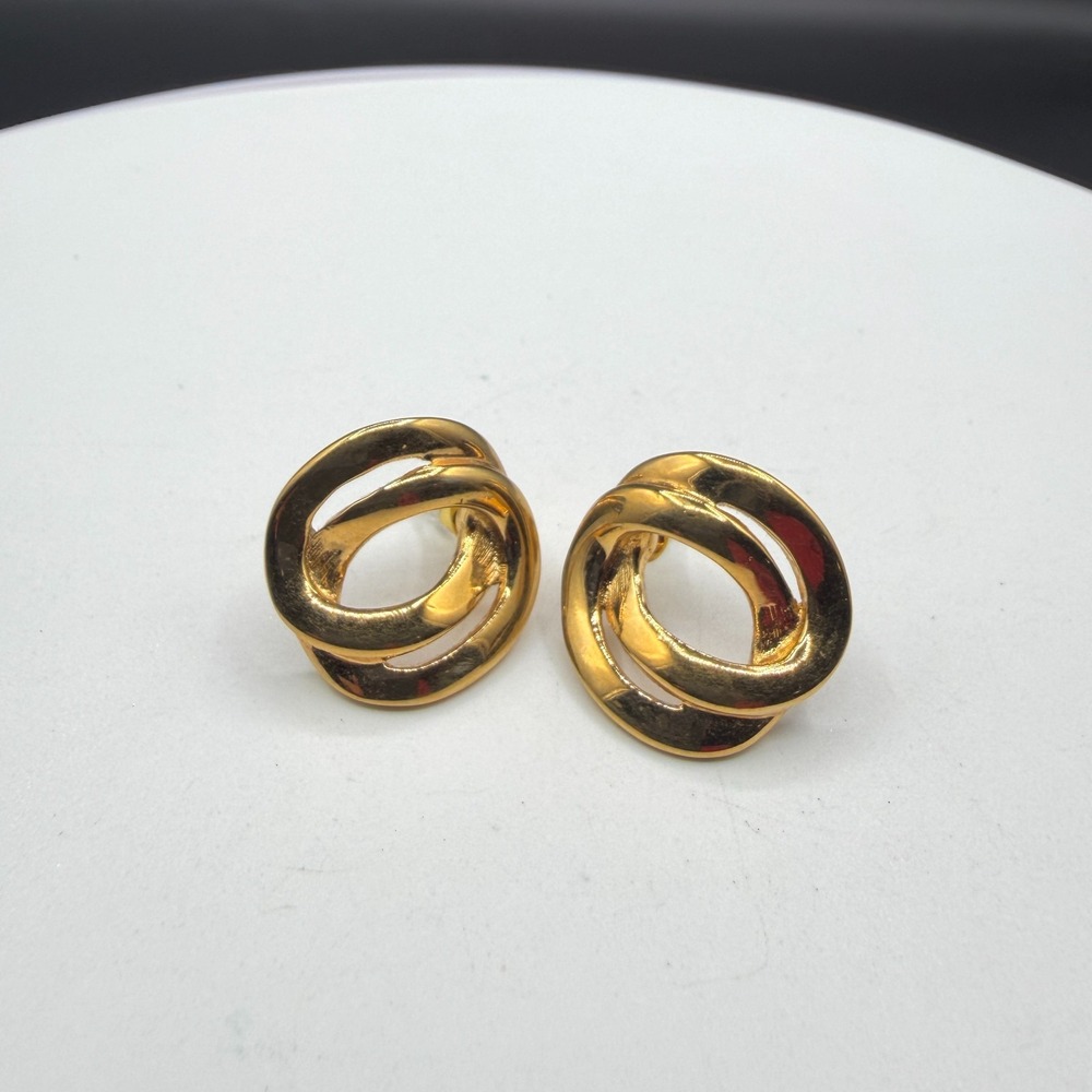 Gold Tone Interlocking Knot Stud Earrings Chunky Statement Y2K Minimalist Gift